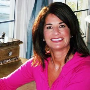 Meet your Posher, Julie